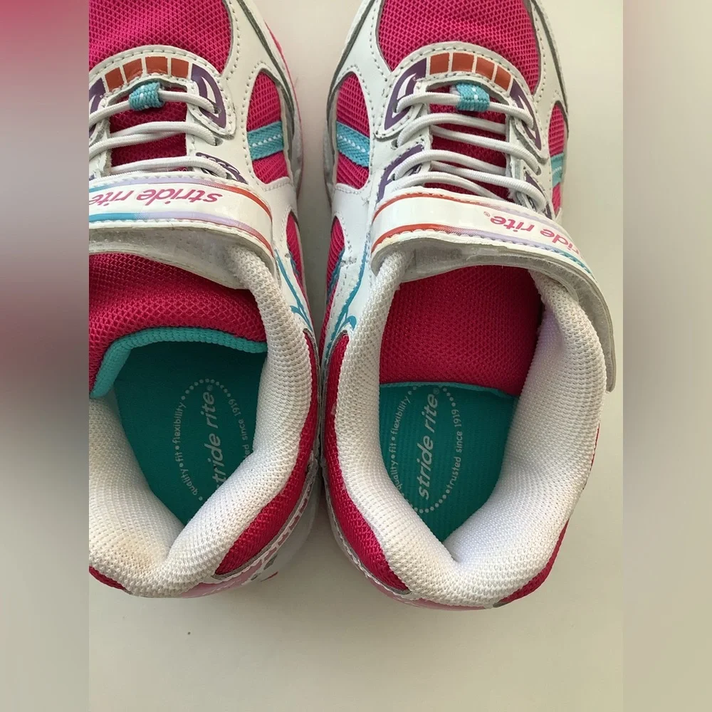 NWOT Stride Rite Kids' Pink and White Sneakers Sadi 11.5